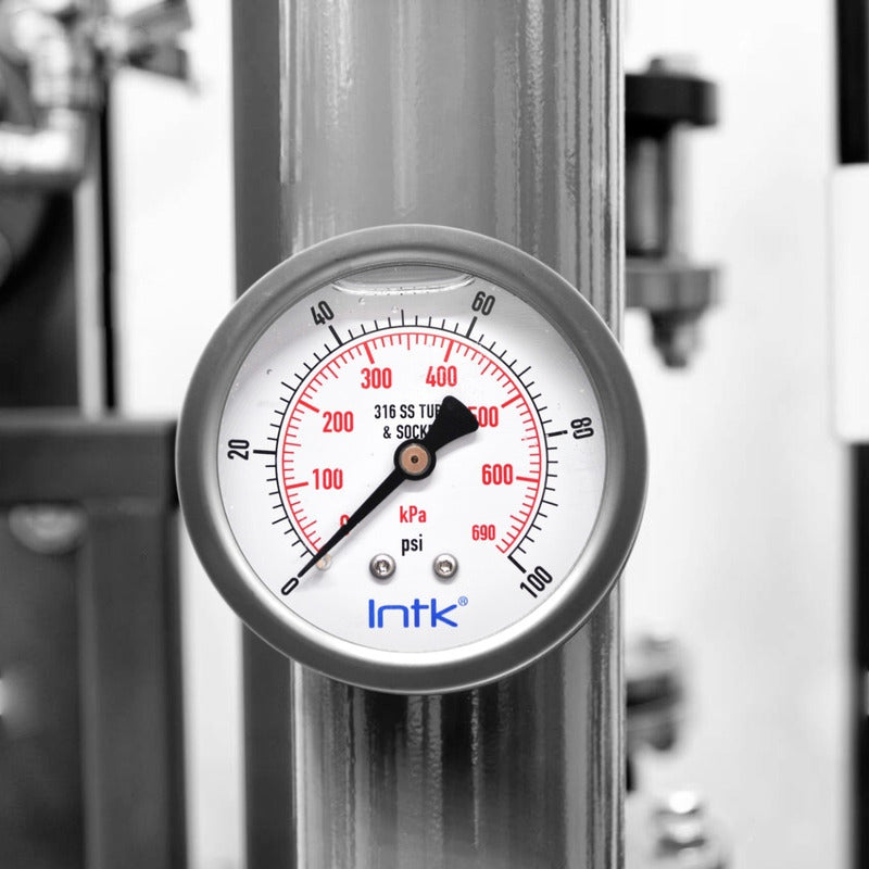 Manometer P/petrochemical Handling D/water 100 Psi Con. 1/4