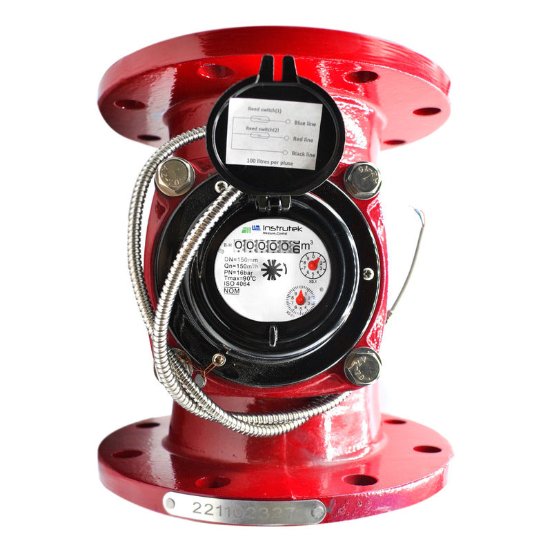 Medidor de agua caliente tipo turbina, cuerpo de hierro fundido con registro hermético y transmisión magnética. Extremos en 6", bridas ANSI.
