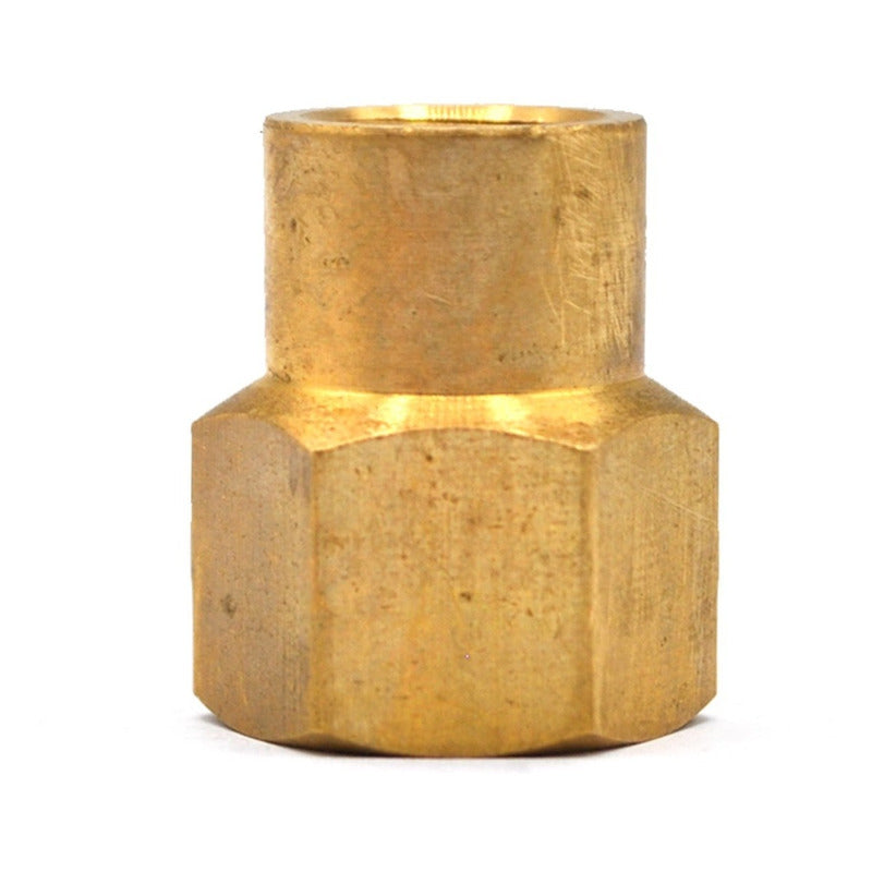 Cople reductor, fabricado en latón (dorado) de 1/4" NPT a 1/8" NPT