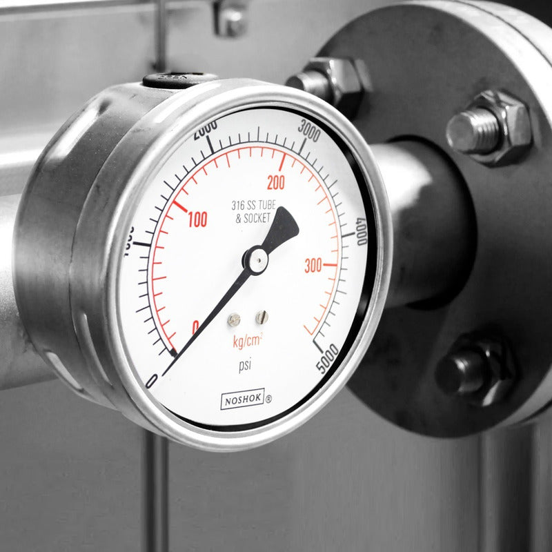 Noshok 4 PLG Stainless Steel Pressure Gauge, 5000 Psi, Conx. Later